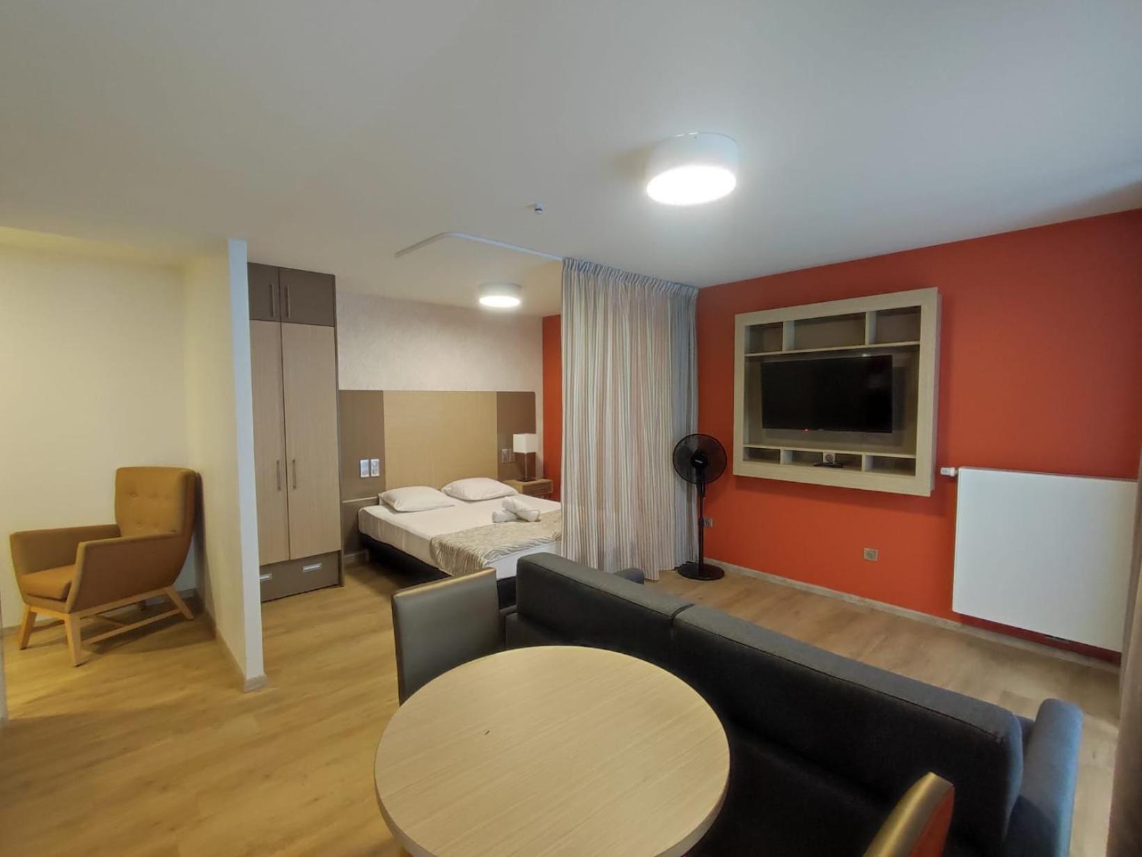 Zenao Frejus Aparthotel Exteriör bild
