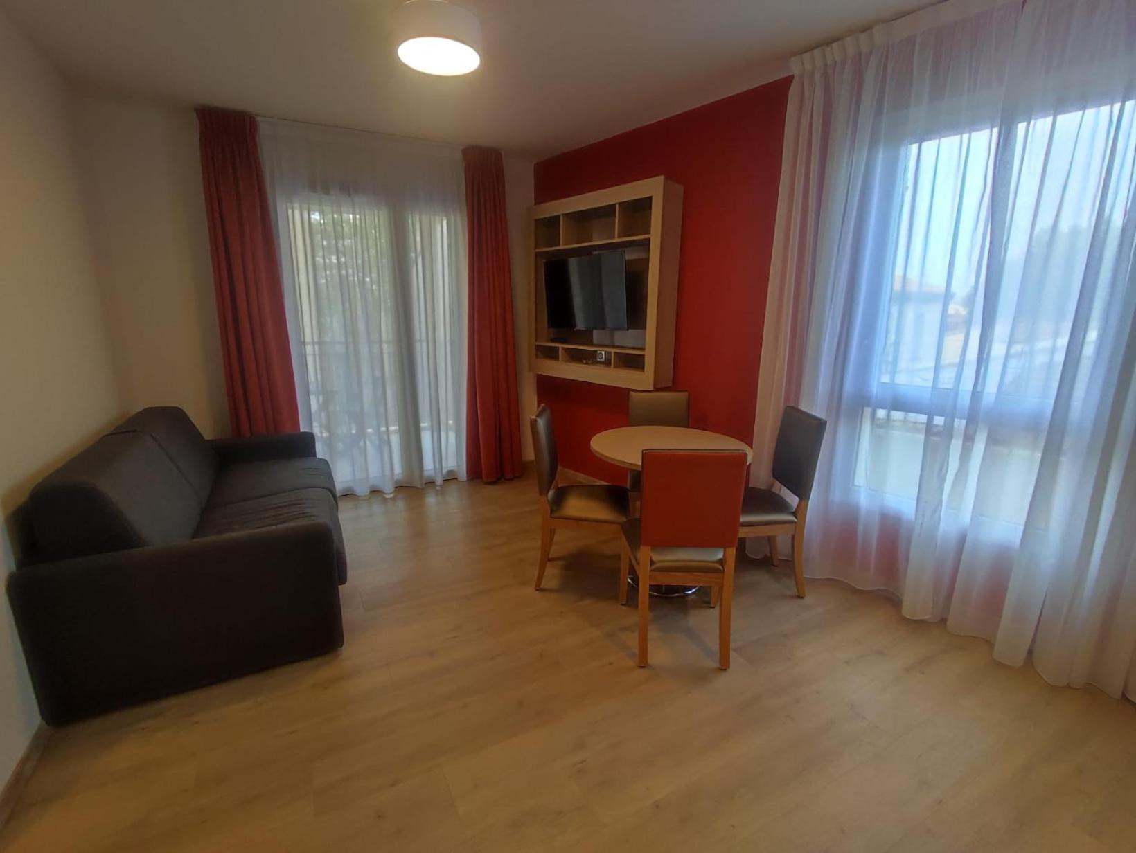 Zenao Frejus Aparthotel Exteriör bild